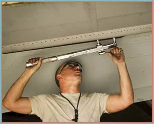 Marcus Hook Golden Garage Door Repair Service Marcus Hook, PA 610-502-3137 Marcus Hook Golden Garage Door Repair Service Marcus Hook, PA 610-502-3137 - 10-install-cont
